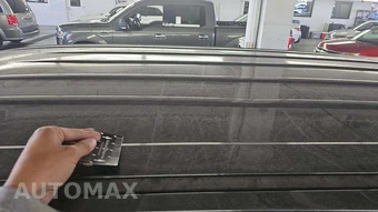 2023 Chrysler Pacifica Touring L 121.6" WB – miniatura 27