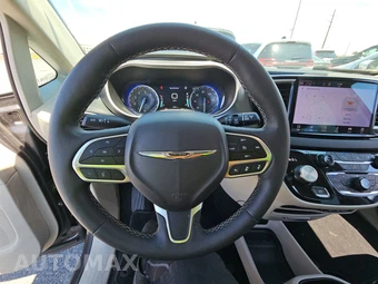 2023 Chrysler Pacifica Touring L 121.6" WB - miniatura 10