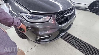 2023 Chrysler Pacifica Touring L 121.6" WB - miniatura 24