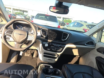 2023 Chrysler Pacifica Touring L 121.6" WB - miniatura 11