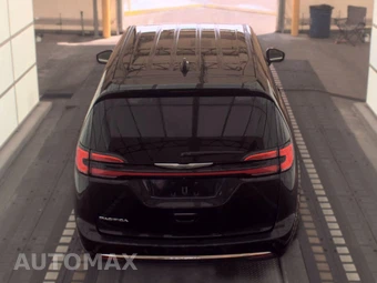 2023 Chrysler Pacifica Touring L 121.6" WB - miniatura 5