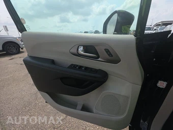 2023 Chrysler Pacifica Touring L 121.6" WB - miniatura 9