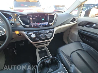 2023 Chrysler Pacifica Touring L 121.6" WB - miniatura 11