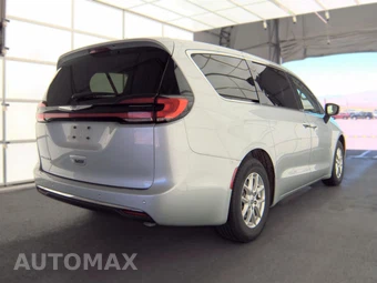 2023 Chrysler Pacifica Touring L 121.6" WB – miniatura 4