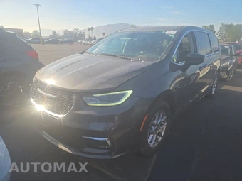 2023 Chrysler Pacifica Touring L 121.6" WB
