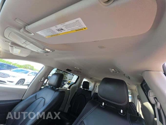 2023 Chrysler Pacifica Touring L 121.6" WB - miniatura 11
