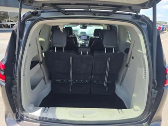 2023 Chrysler Pacifica Touring L 121.6" WB - miniatura 15