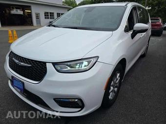 2023 Chrysler Pacifica Touring L 121.6" WB