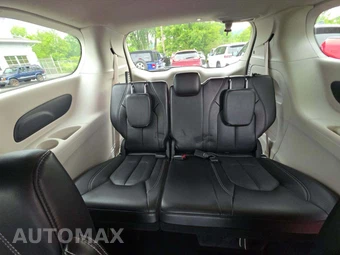 2023 Chrysler Pacifica Touring L 121.6" WB - miniatura 14