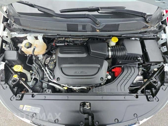 2023 Chrysler Pacifica Touring L 121.6" WB - miniatura 29
