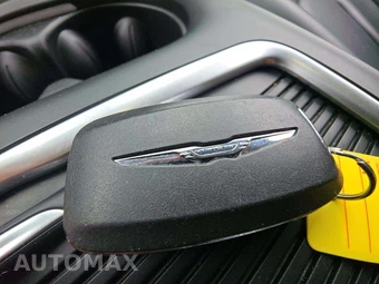 2023 Chrysler Pacifica Touring L 121.6" WB - miniatura 8
