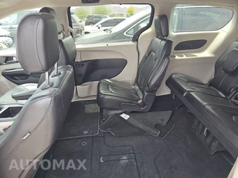2023 Chrysler Pacifica Touring L 121.6" WB - miniatura 13