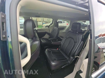 2023 Chrysler Pacifica Touring L 121.6" WB - miniatura 13