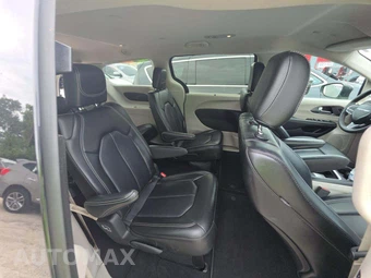 2023 Chrysler Pacifica Touring L 121.6" WB - miniatura 17