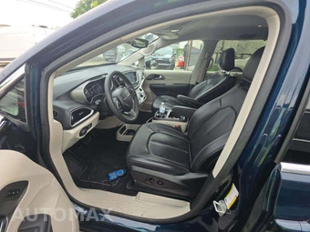 2023 Chrysler Pacifica Touring L 121.6" WB - miniatura 6
