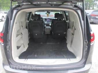 2023 Chrysler Pacifica Touring L 121.6" WB - miniatura 16