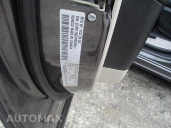 2023 Chrysler Pacifica Touring L 121.6" WB - miniatura 7