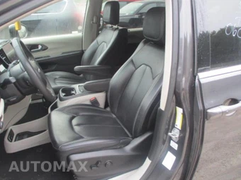 2023 Chrysler Pacifica Touring L 121.6" WB - miniatura 8