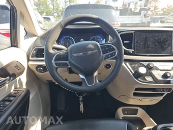 2023 Chrysler Pacifica Touring L 121.6" WB - miniatura 10