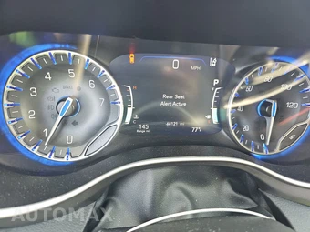 2023 Chrysler Pacifica Touring L 121.6" WB - miniatura 12