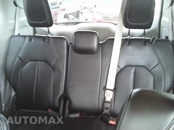 2023 Chrysler Pacifica Touring L 121.6" WB - miniatura 2