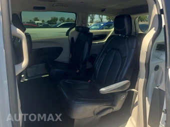 2023 Chrysler Pacifica Touring L 121.6" WB - miniatura 13