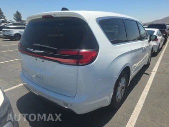 2023 Chrysler Pacifica Touring L 121.6" WB - miniatura 4