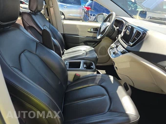 2023 Chrysler Pacifica Touring L 121.6" WB - miniatura 8