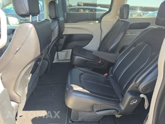 2023 Chrysler Pacifica Touring L 121.6" WB - miniatura 13