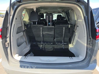 2023 Chrysler Pacifica Touring L 121.6" WB - miniatura 17