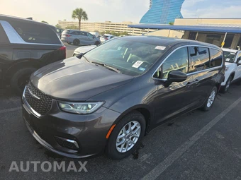 2023 Chrysler Pacifica Touring L 121.6" WB