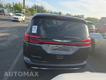 2023 Chrysler Pacifica Touring L 121.6" WB – miniatura 5