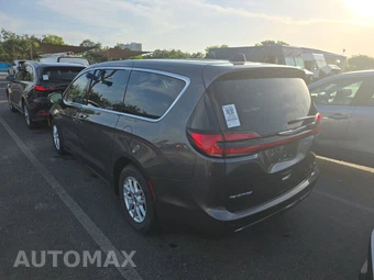 2023 Chrysler Pacifica Touring L 121.6" WB – miniatura 6