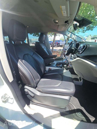 2023 Chrysler Pacifica Touring L 121.6" WB - miniatura 16