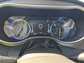 2023 Chrysler Pacifica Touring L 121.6" WB - miniatura 6