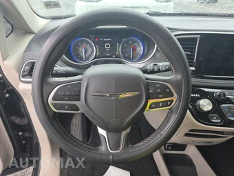 2023 Chrysler Pacifica Touring L 121.6" WB - miniatura 10