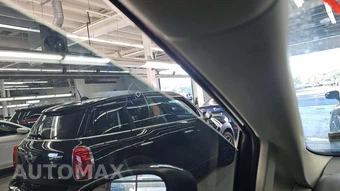 2023 Chrysler Pacifica Touring L 121.6" WB - miniatura 28