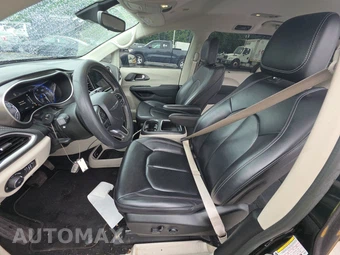 2023 Chrysler Pacifica Touring L 121.6" WB - miniatura 7