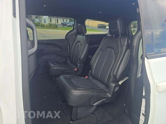 2023 Chrysler Pacifica Touring L 121.6" WB – miniatura 10
