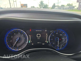 2023 Chrysler Pacifica Touring L 121.6" WB – miniatura 6