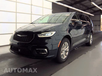 2023 Chrysler Pacifica Touring L 121.6" WB
