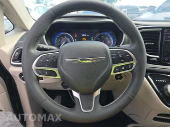 2023 Chrysler Pacifica Touring L 121.6" WB - miniatura 10