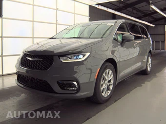 2023 Chrysler Pacifica Touring L 121.6" WB