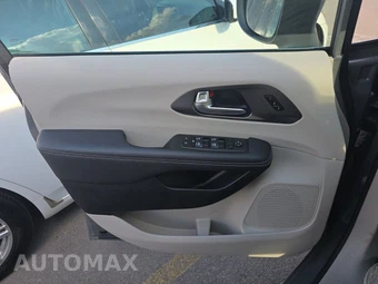 2023 Chrysler Pacifica Touring L 121.6" WB - miniatura 9