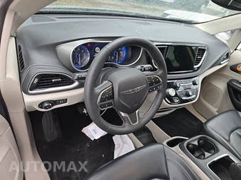 2023 Chrysler Pacifica Touring L 121.6" WB - miniatura 11