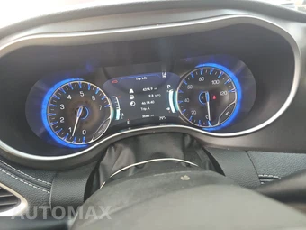 2023 Chrysler Pacifica Touring L 121.6" WB - miniatura 12