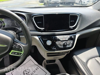 2023 Chrysler Pacifica Touring L 121.6" WB – miniatura 11