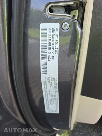 2023 Chrysler Pacifica Touring L 121.6" WB – miniatura 14