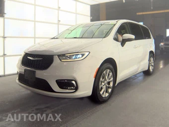 2023 Chrysler Pacifica Touring L 121.6" WB