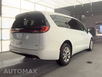 2023 Chrysler Pacifica Touring L 121.6" WB – miniatura 4